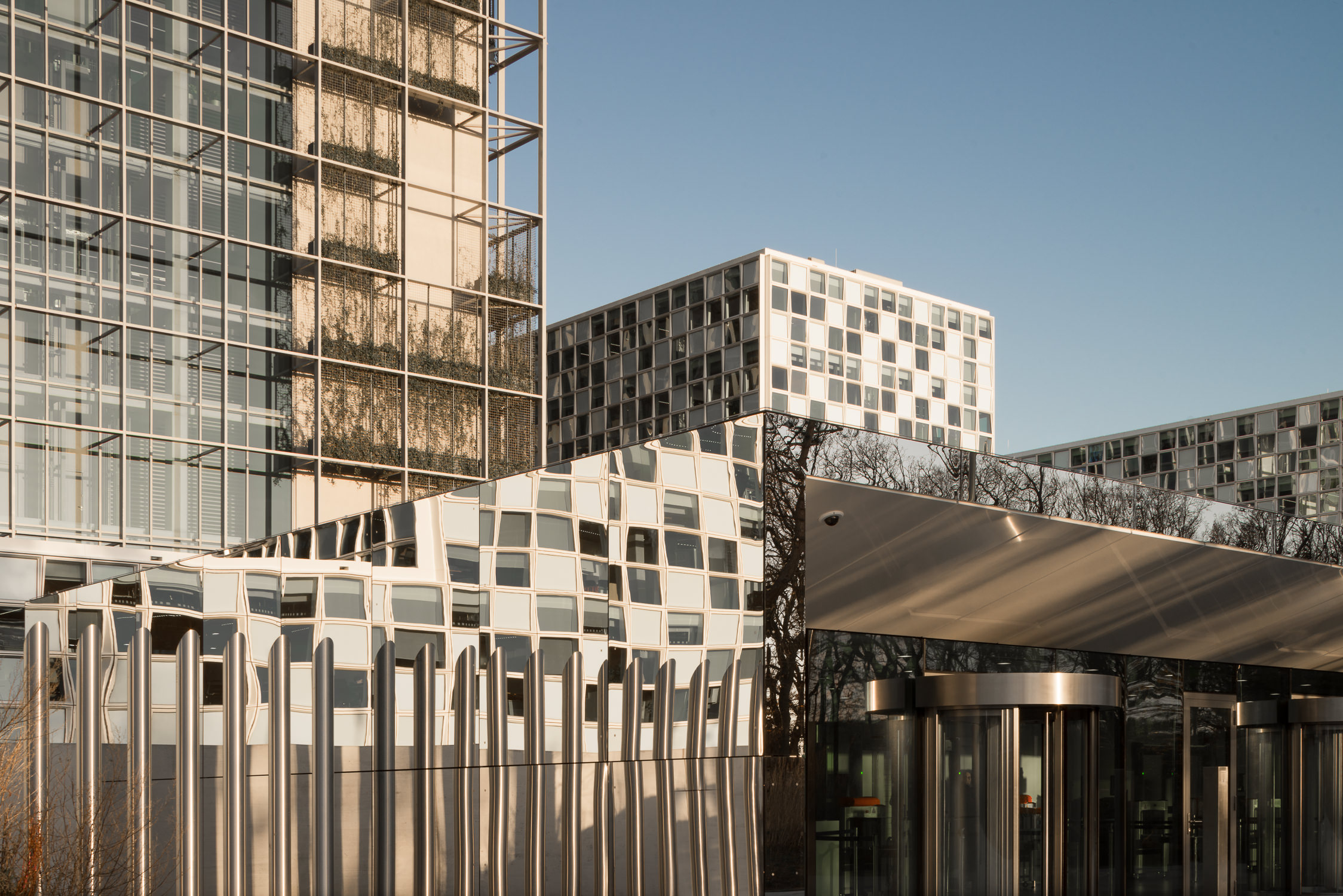 2015 年国际刑事法庭 | 公共广场与法律法院设计-5