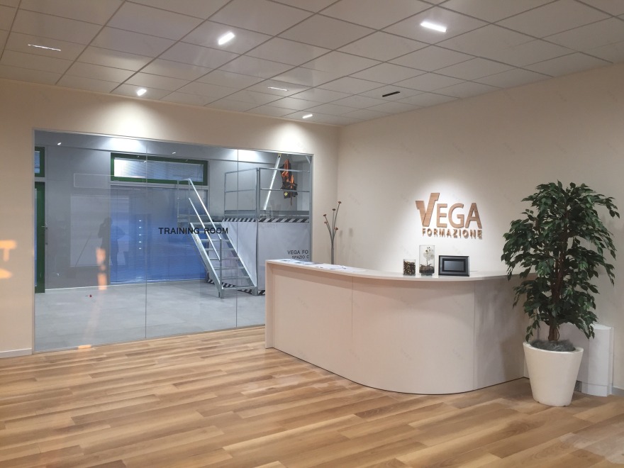 Vega Formazione 培训中心-0