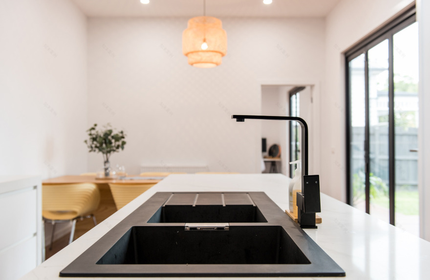 Melbourne 市郊的折纸风格住宅改造-29