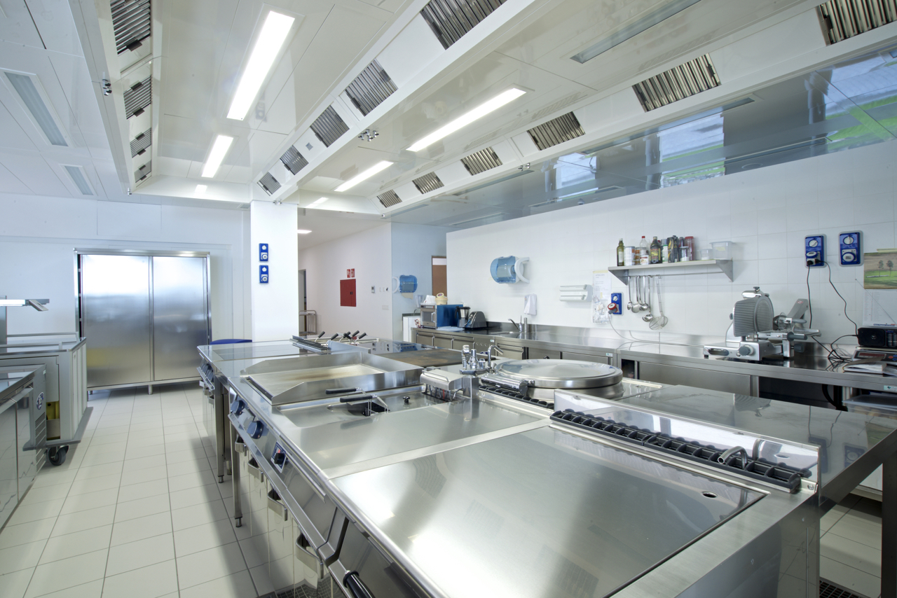 Arnold Gapp 设计的新养老院家具安装项目-23