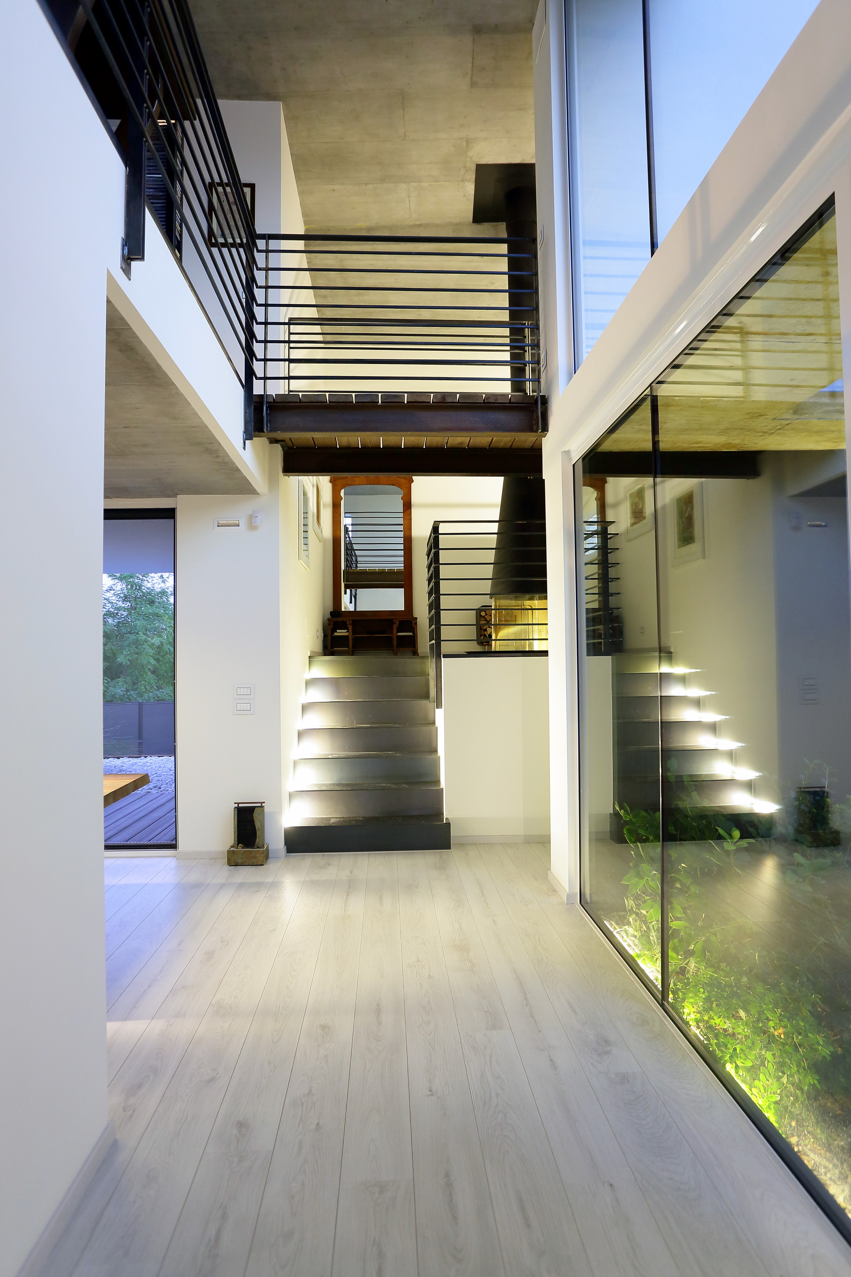 光影交织的"Villa di Luce e Riflessi"-42