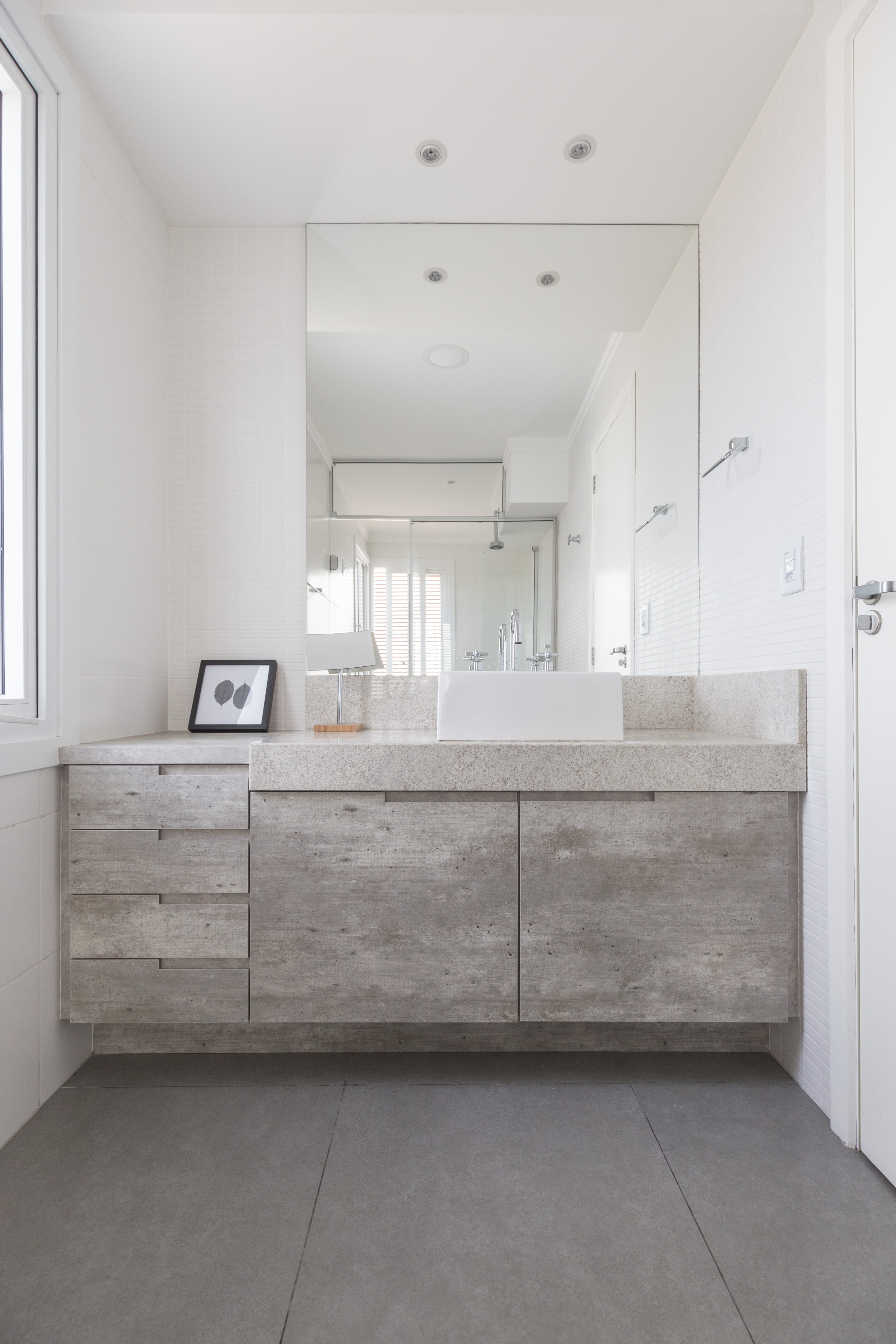 巴西现代简约别墅，自然与永恒的融合-43