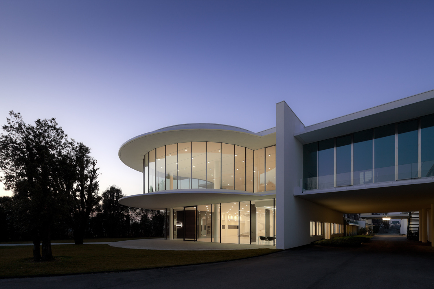 意式风格的 Secco Sistemi 总部办公空间设计-41