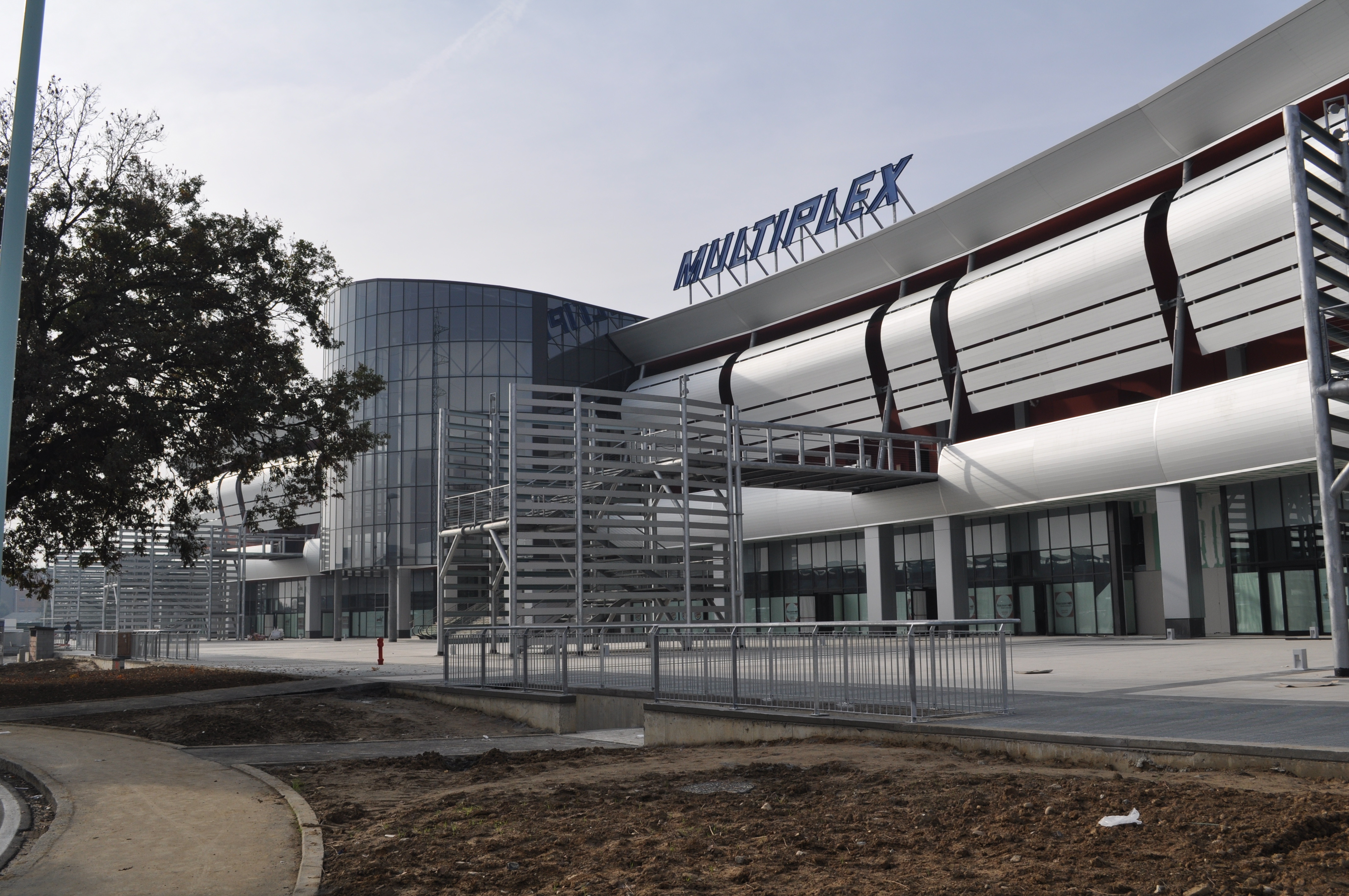 多个·14 销售-15