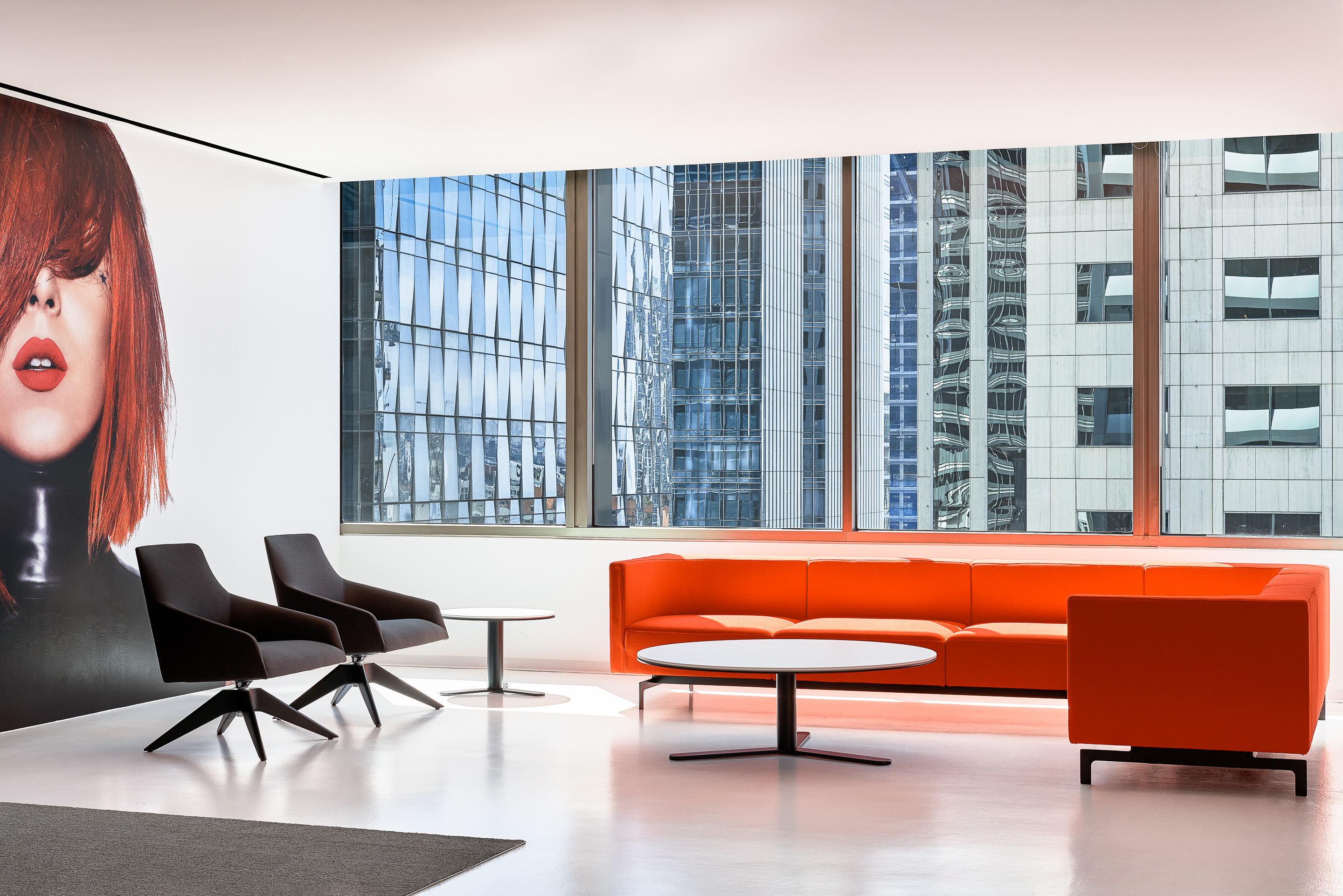 Kendo 孵化器办公室设计,色彩与轻奢的视觉盛宴-5