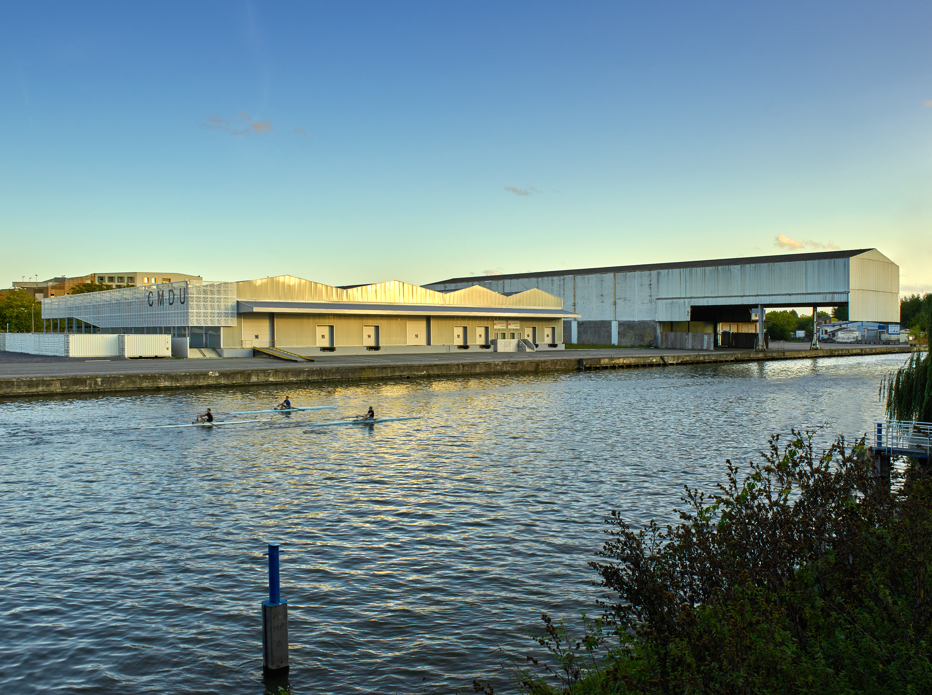 法国里尔航空港仓库改造-2