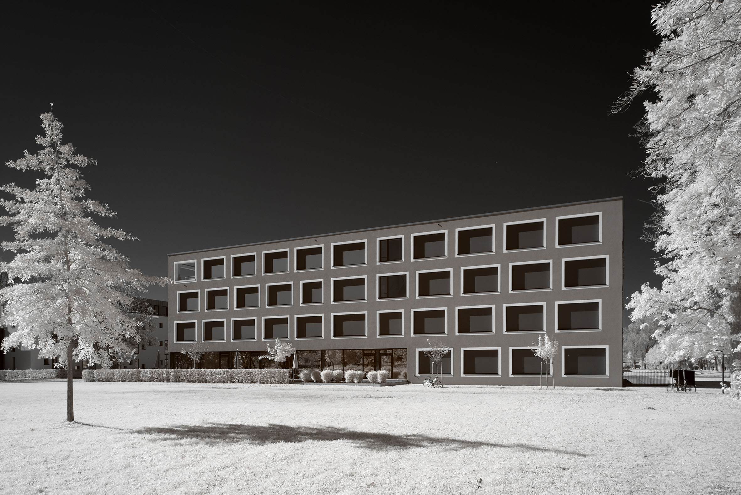 德国奥格斯堡 E·plido 总部办公空间-3