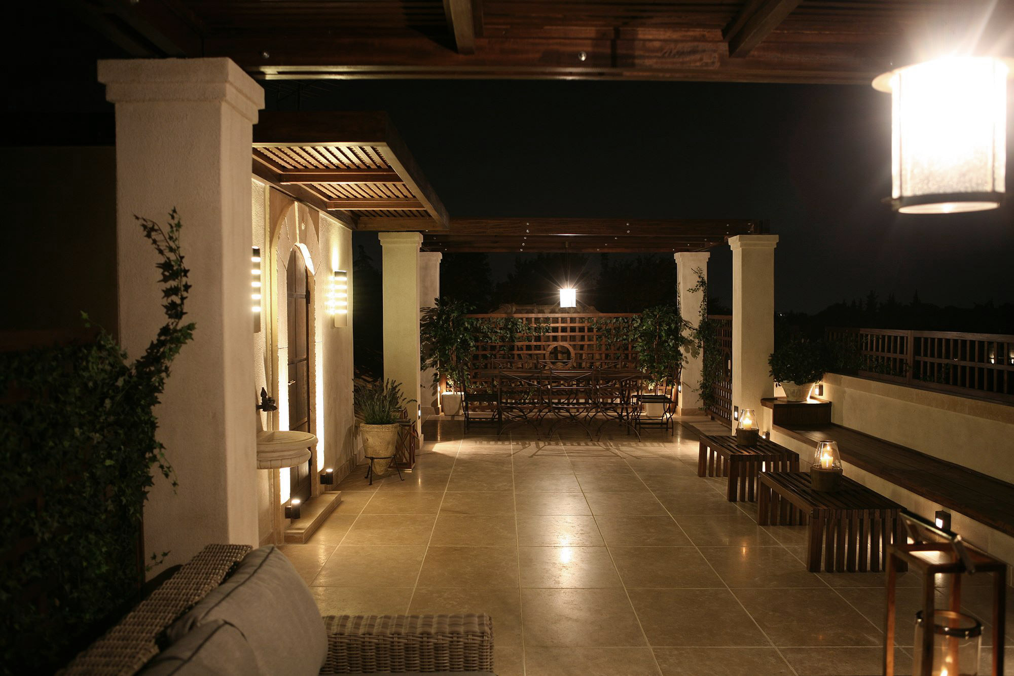 简约时尚的露台公寓设计-2