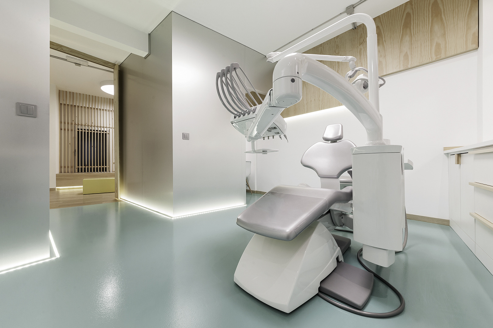 阿德里安娜·迪亚兹牙科诊所-10