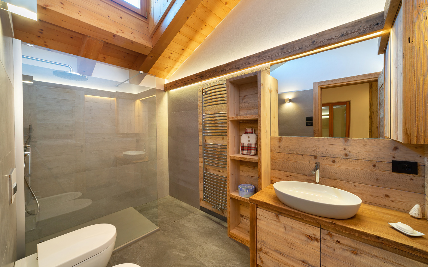 旋转木屋中的现代生活空间-11