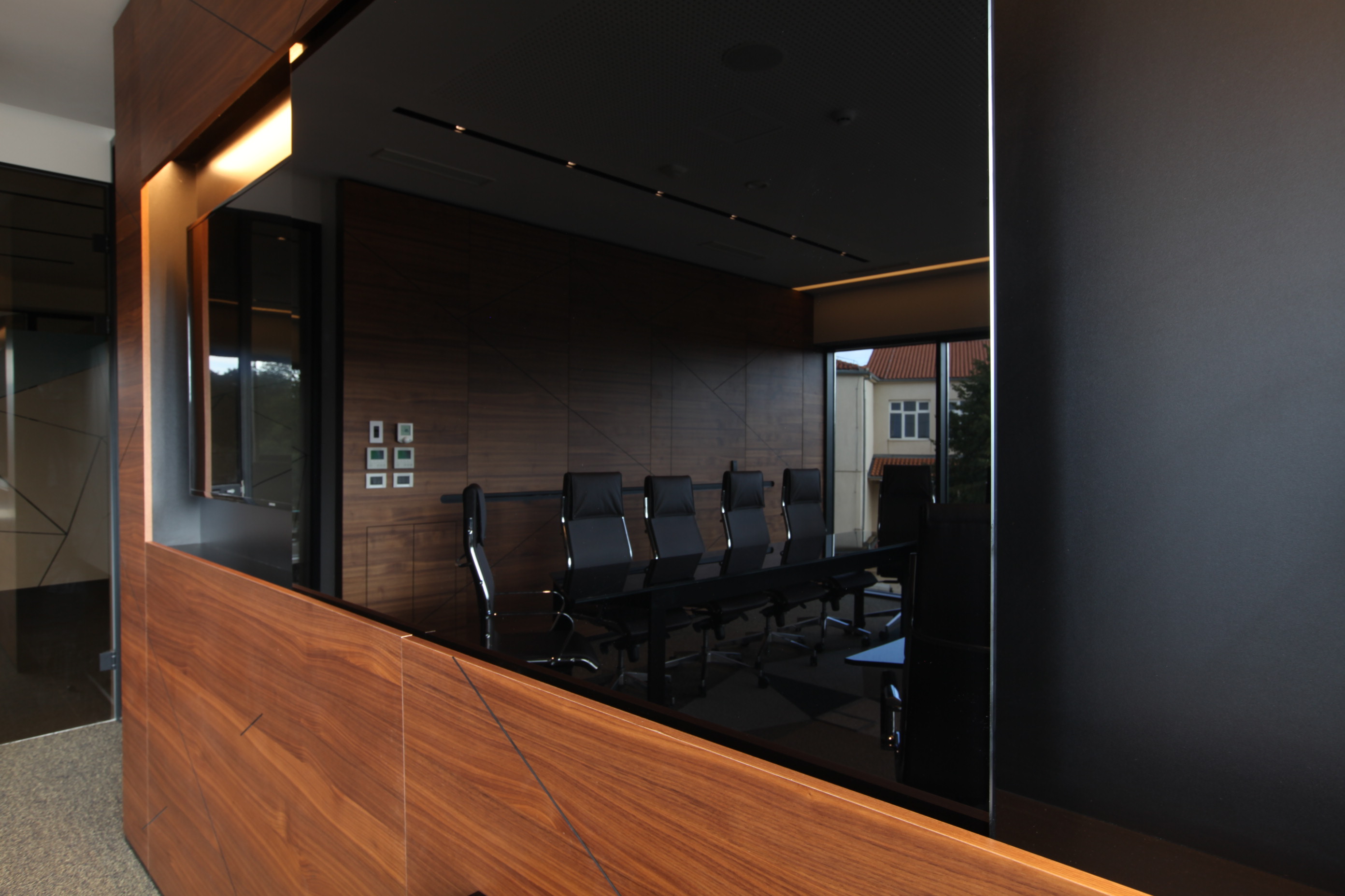 克罗地亚水控公司总部-14