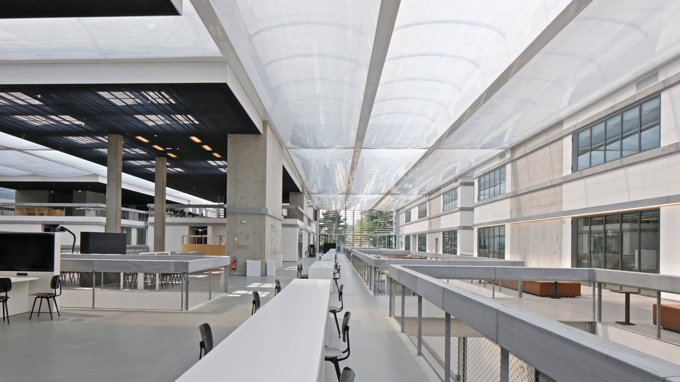 OMA builds city-inspired engineering school for Ecole Centrale Paris-0