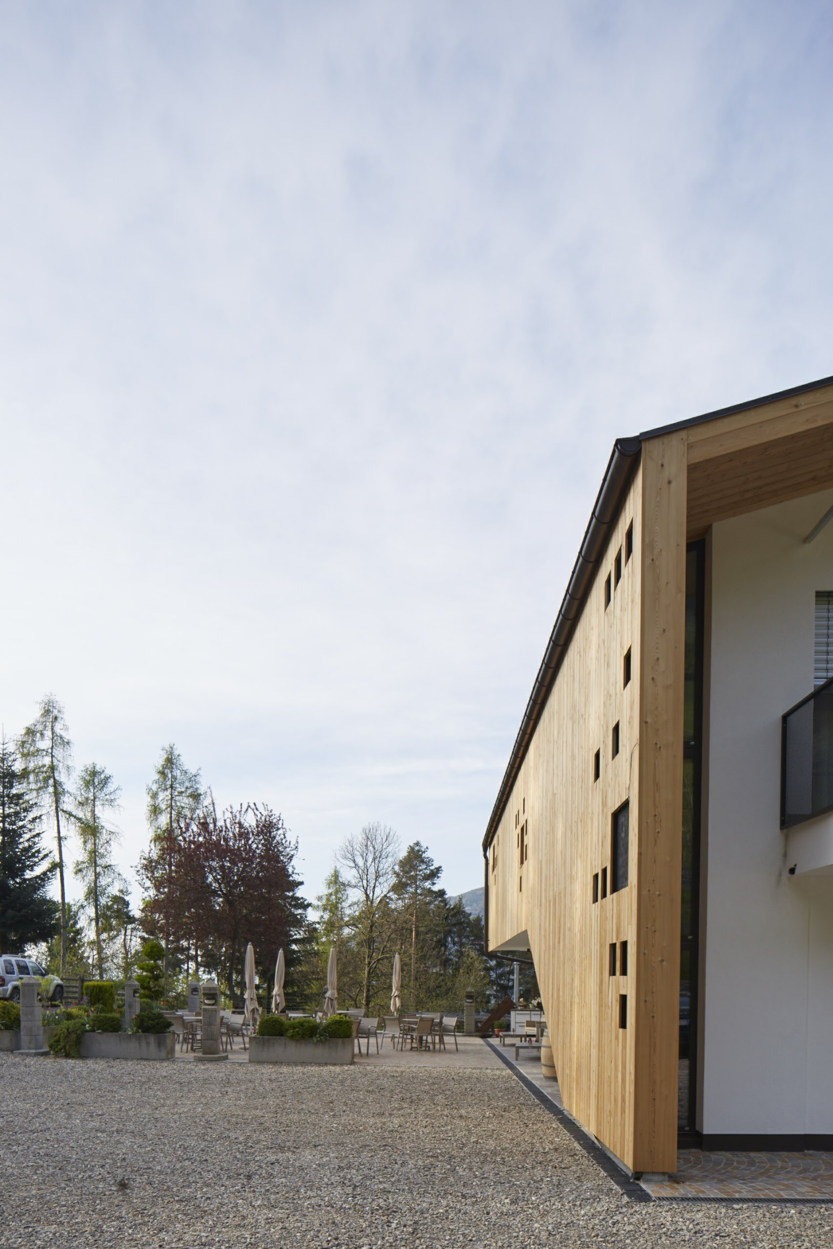 高山上的豪华餐厅-5