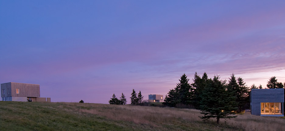 麦凯·莱昂斯·斯威特艾普尔给新斯科舍的房子增添了水疗设施-22