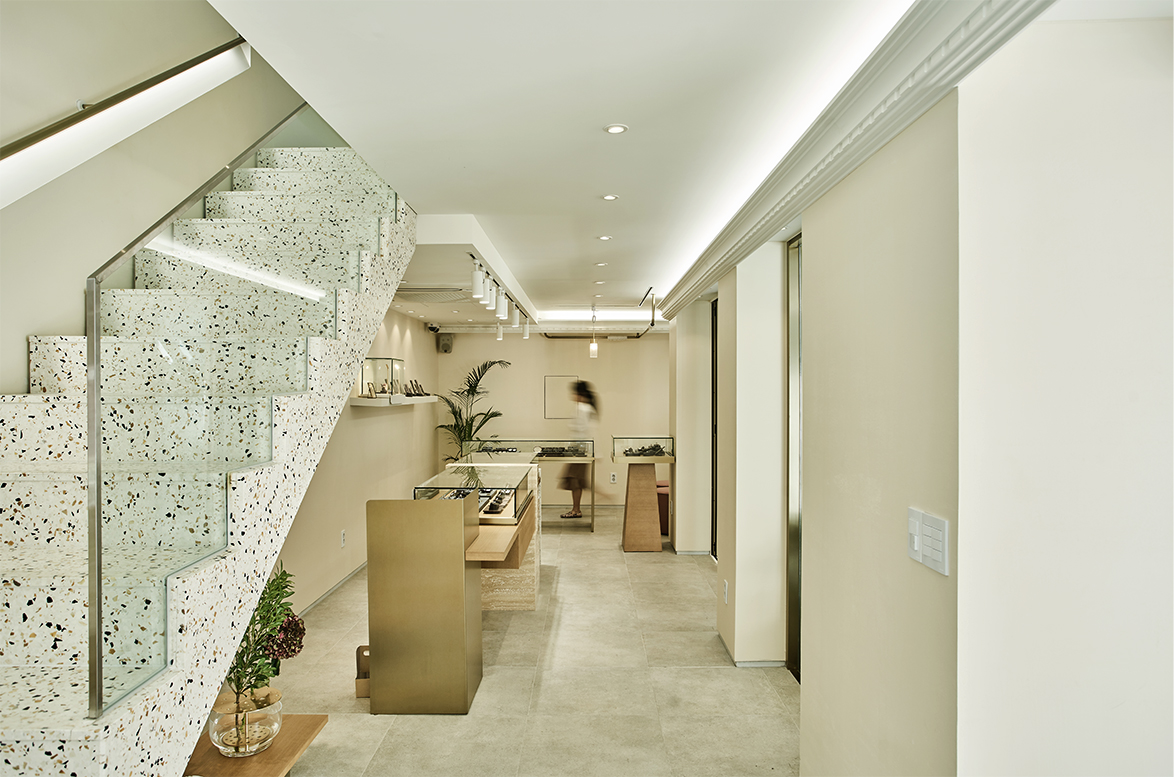 自然韵律 | 首尔 Noonee 珠宝店室内设计-2