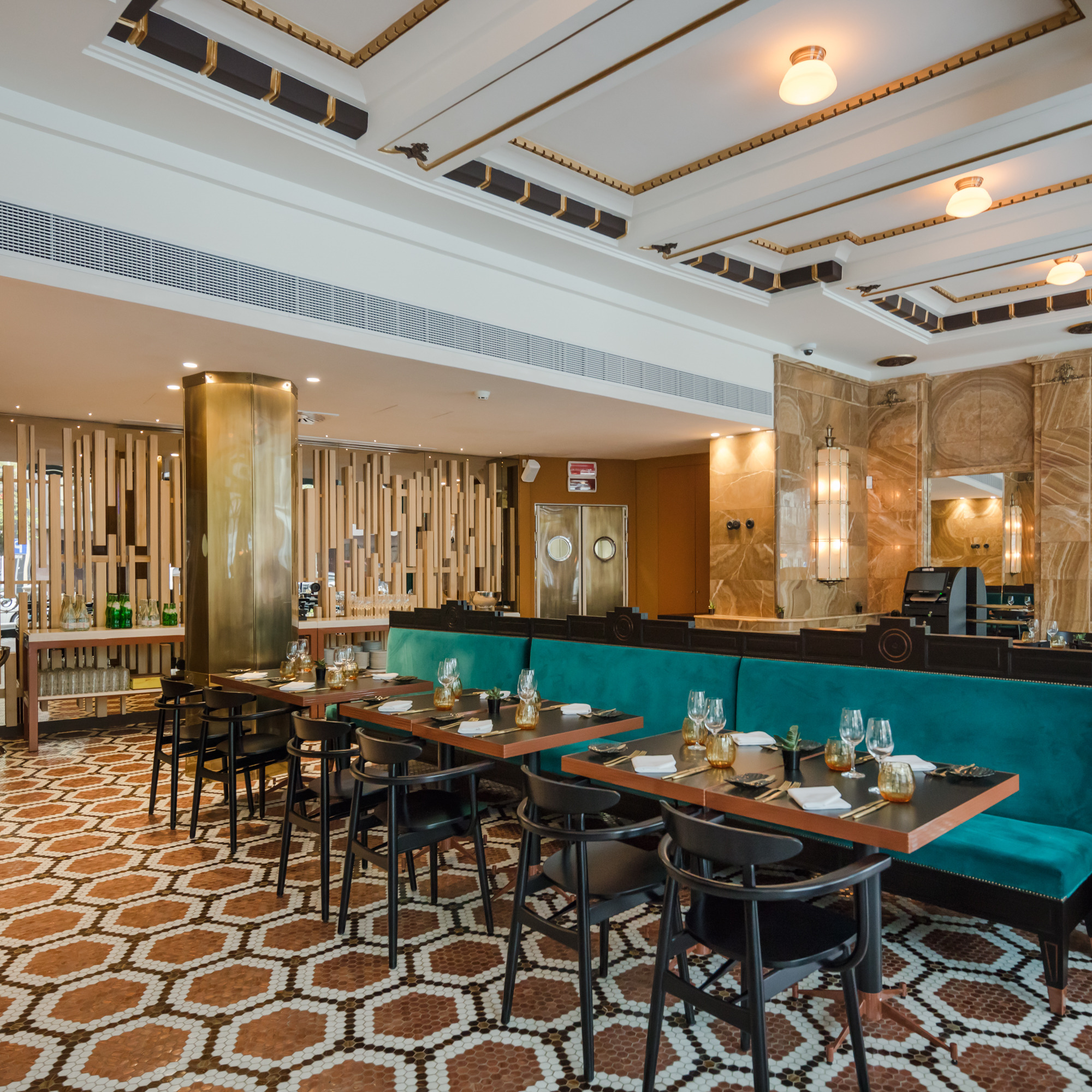 葡萄牙波尔图历史建筑“A Brasileira”酒店的修复与新生-73