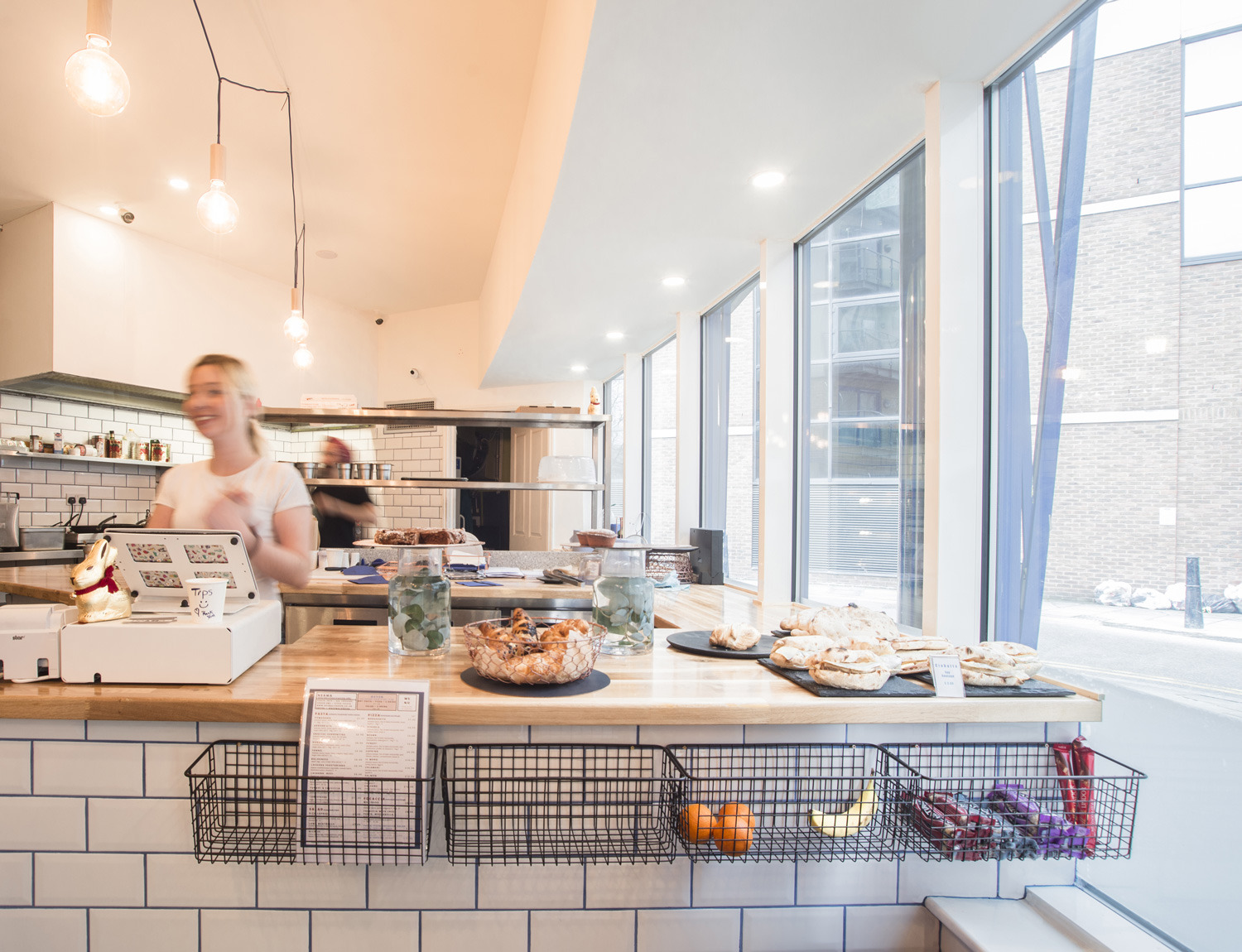 伦敦 Canary Wharf 区意大利风味餐厅设计-5