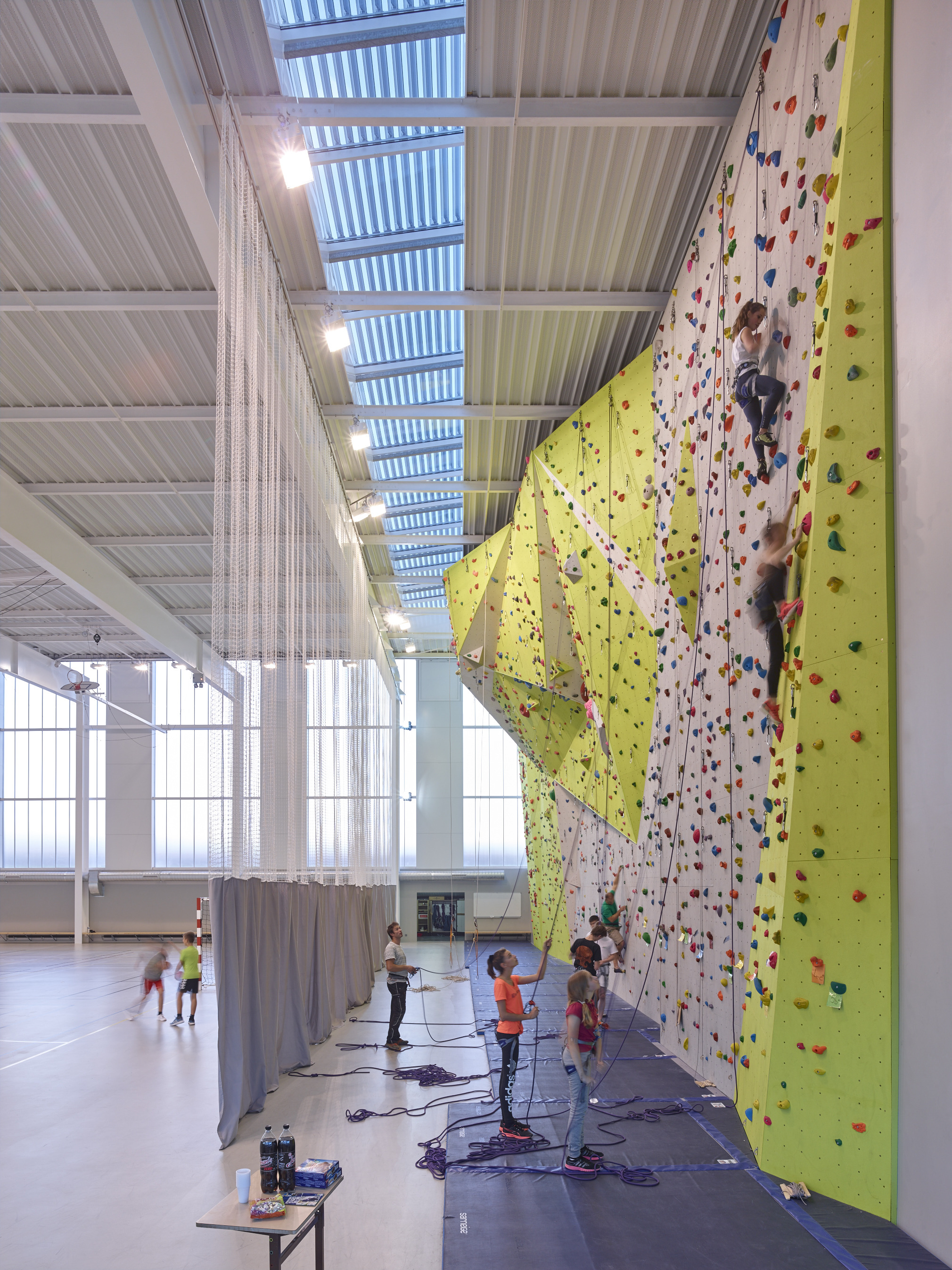 运动之殿 · 诺布尔地区共同体多功能体育中心-7