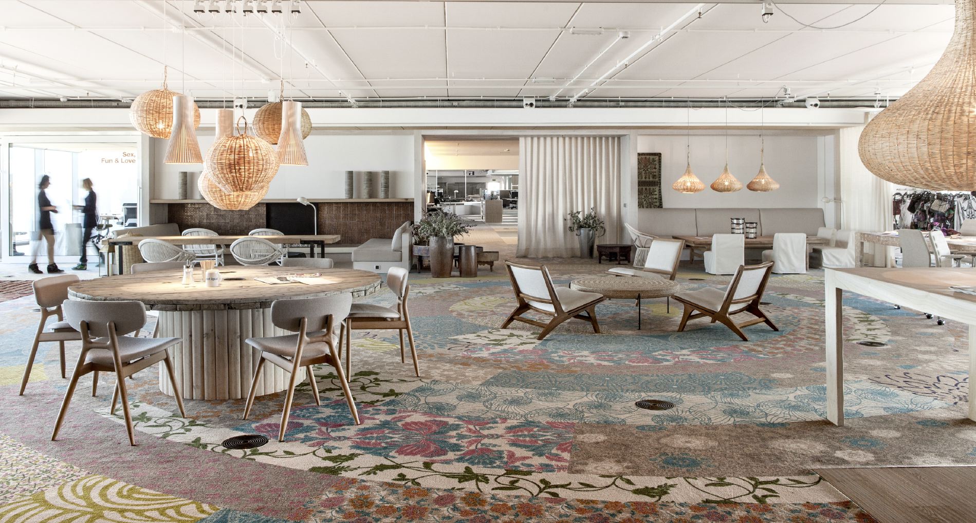 巴塞罗那 Desigual 总部室内设计-18