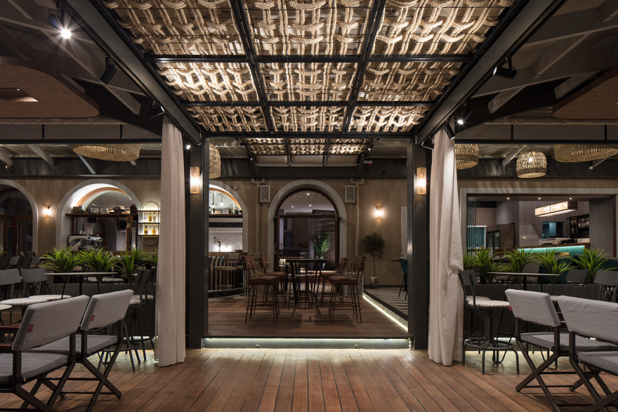 Prevere 咖啡吧 | 地中海风格的海岸线美景-5