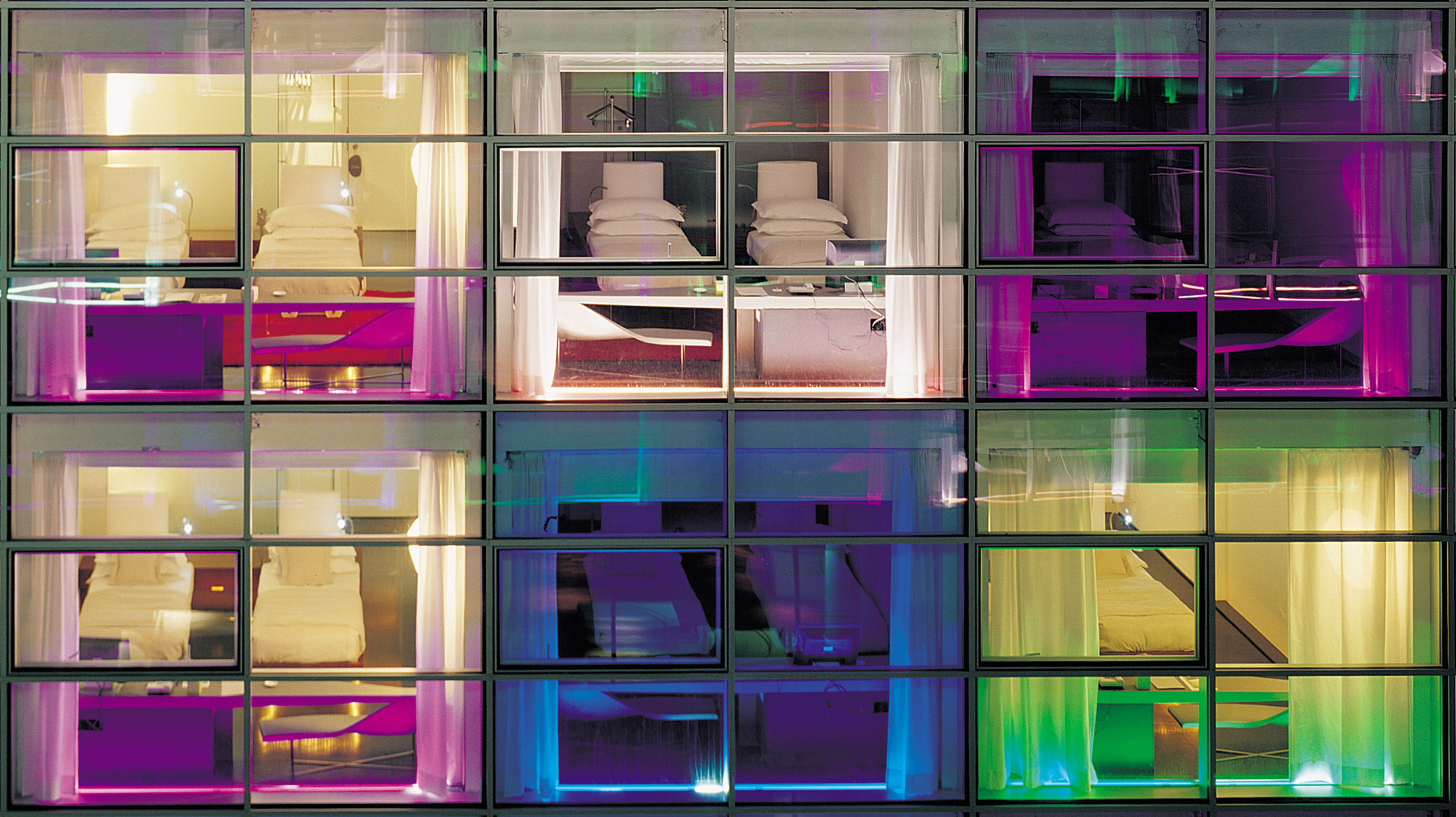 罗马中心的悬浮酒店设计-7