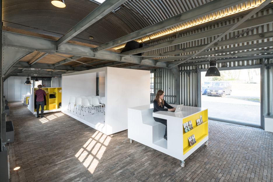 阿姆斯特丹艺术中心创意移动家具设计-25