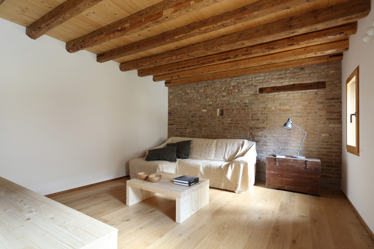 私人住宅的优雅木质设计-5