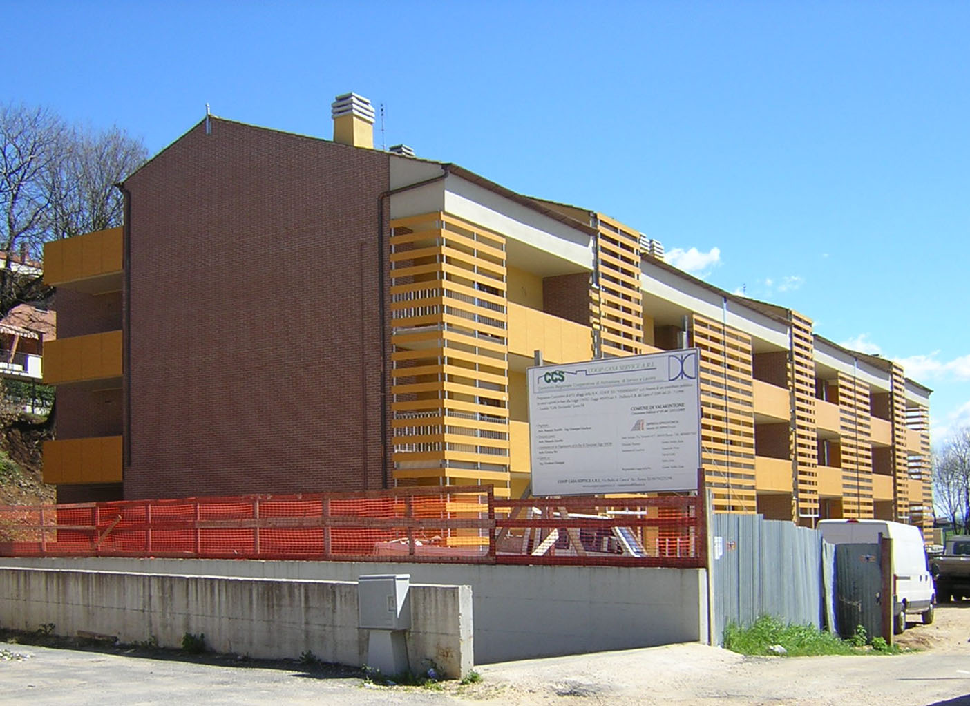 创新材料与节能设计的多家庭住宅-2