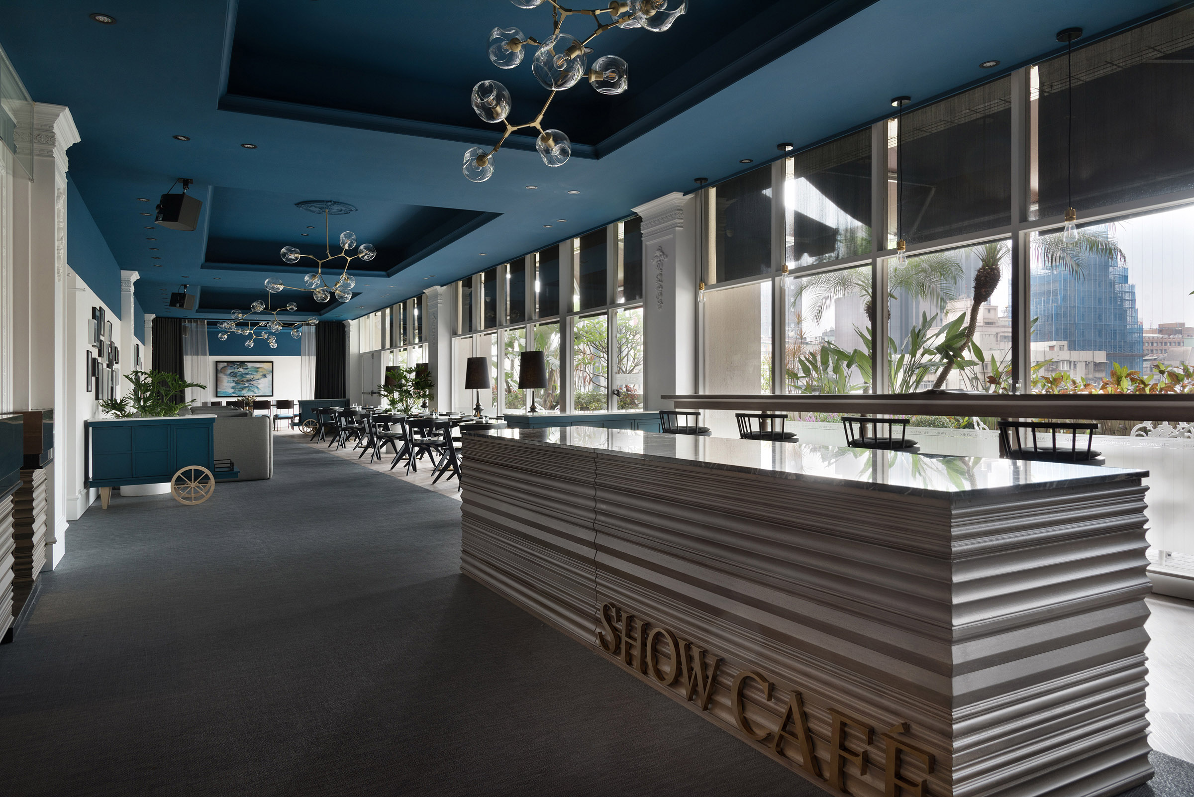 台北 Showtime 影院 Show Cafe' · 蓝色湖泊空间营造-6