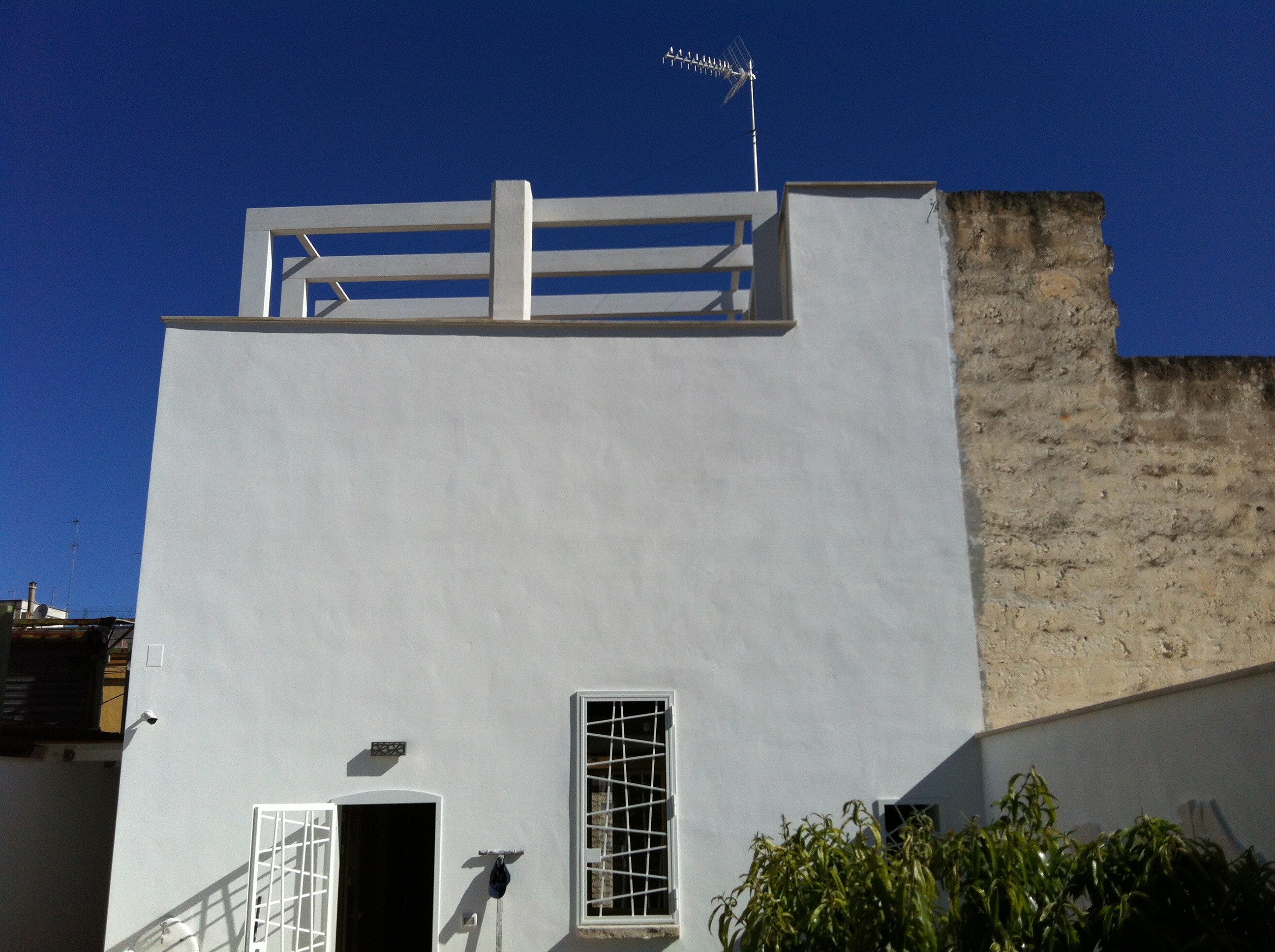 米兰 40 号公寓翻新 打造时尚家居空间-1