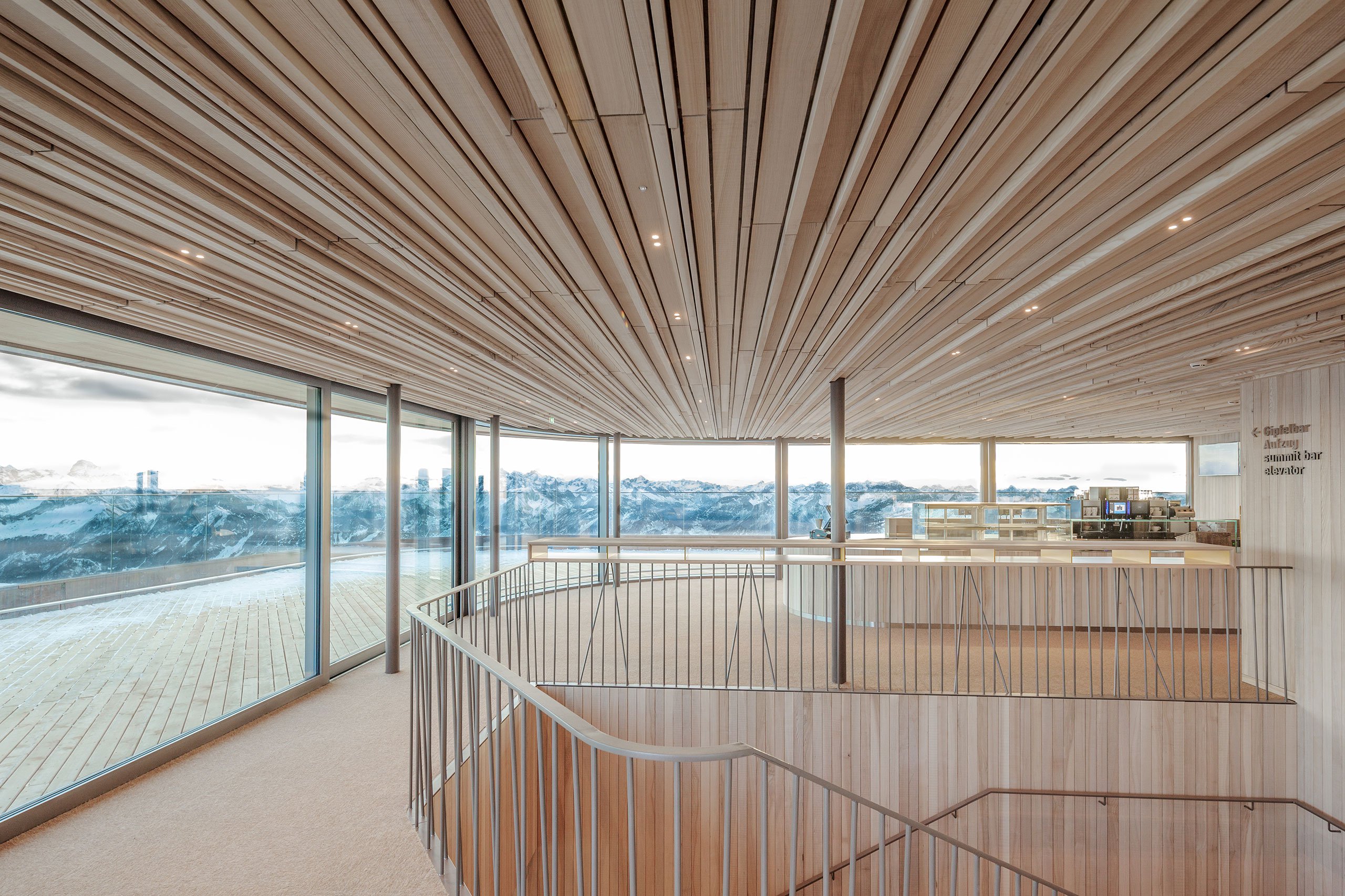 内伯尔霍恩峰山顶餐厅的高山现代主义-4