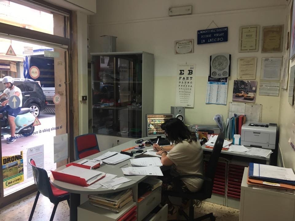 Autoscuola Al Volante 汽车学校翻新亮相-3
