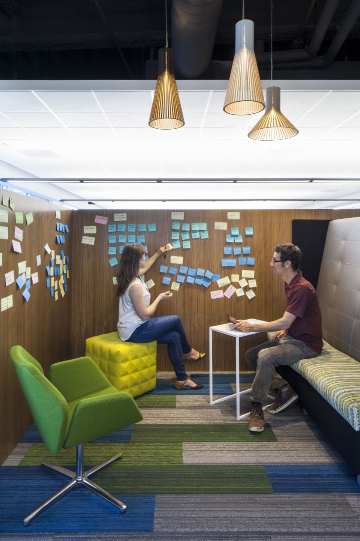 亨茨曼建筑集团打造数字洞察力银行新总部-5