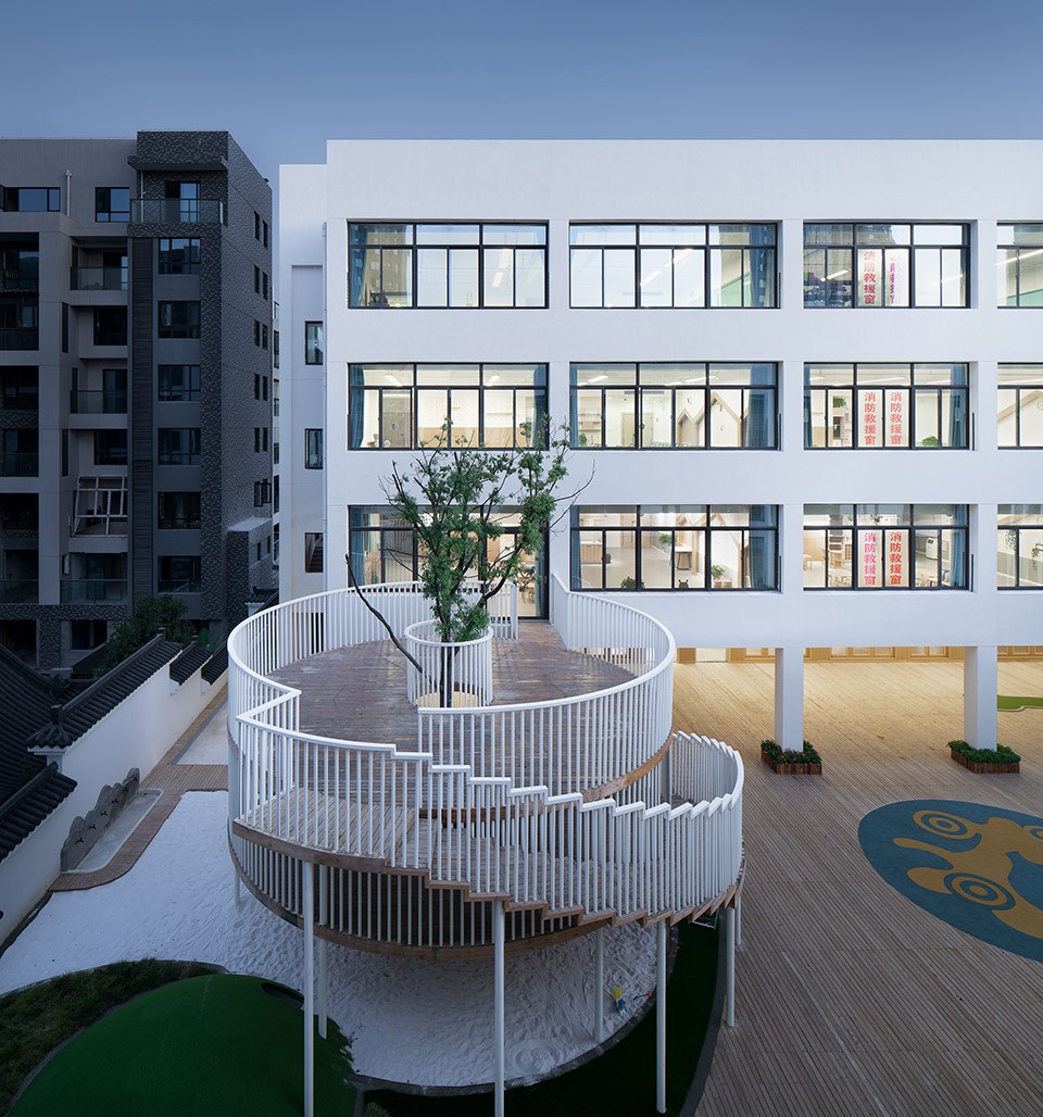 湖北十堰 A+自然幼儿园——自然、简约、童趣的空间设计-15