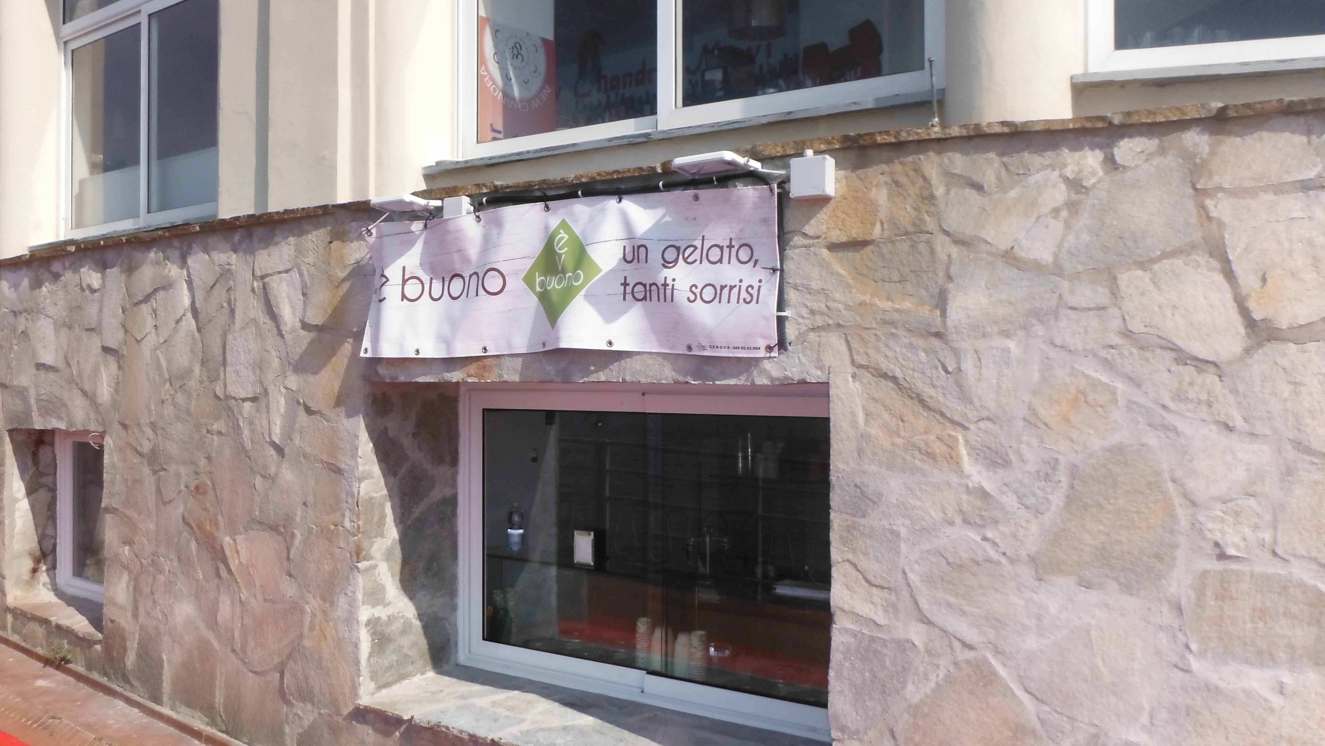 意式 gelato 店"È BUONO" 打造独特室内空间-0