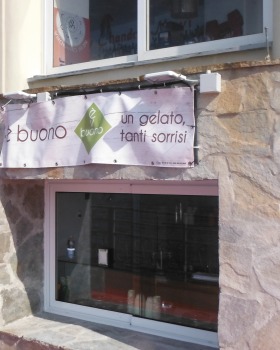 意式 gelato 店"È BUONO" 打造独特室内空间