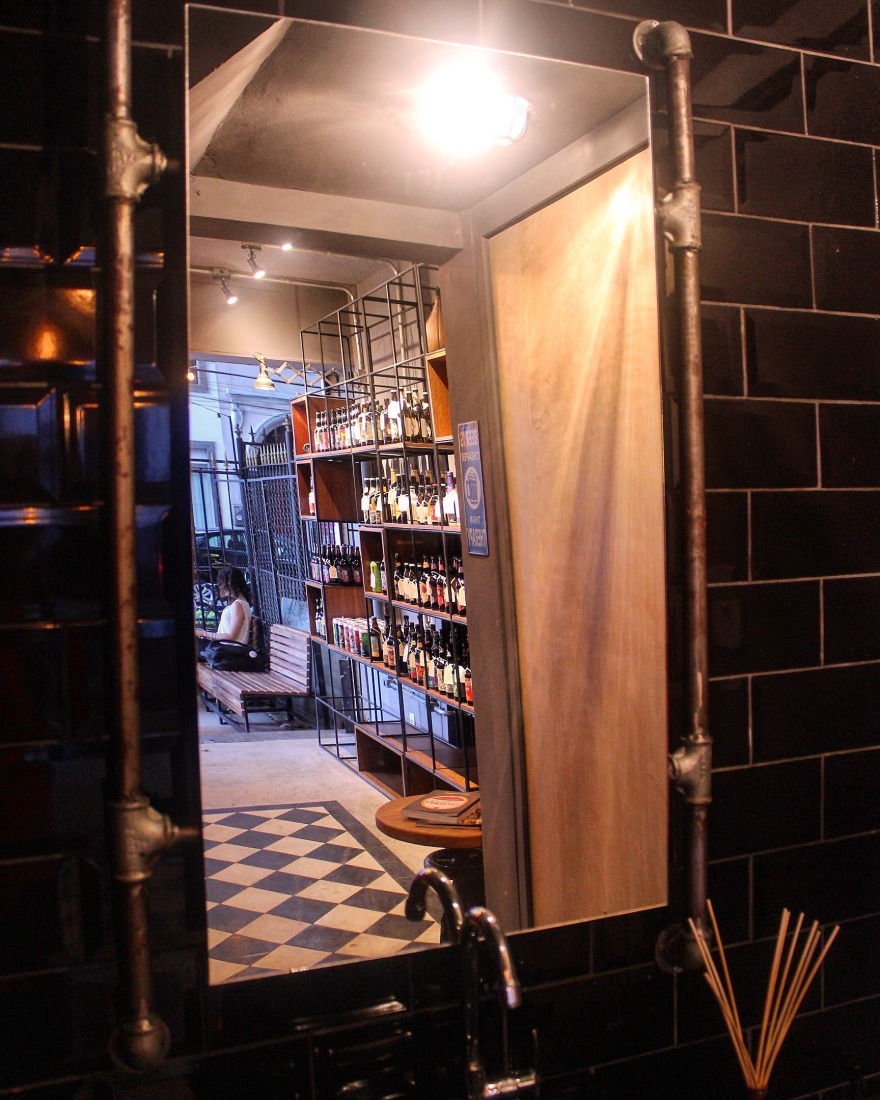 巴西 Madre Teresa 啤酒工坊——工业风展现个性与动态-14