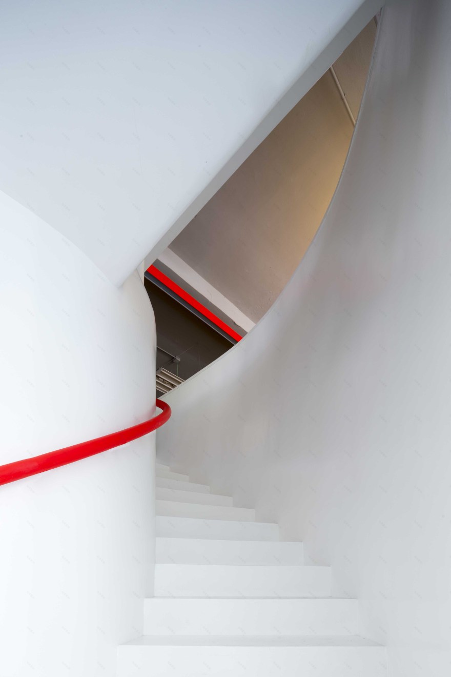 灵活多变,绿色环保的创意办公室-0