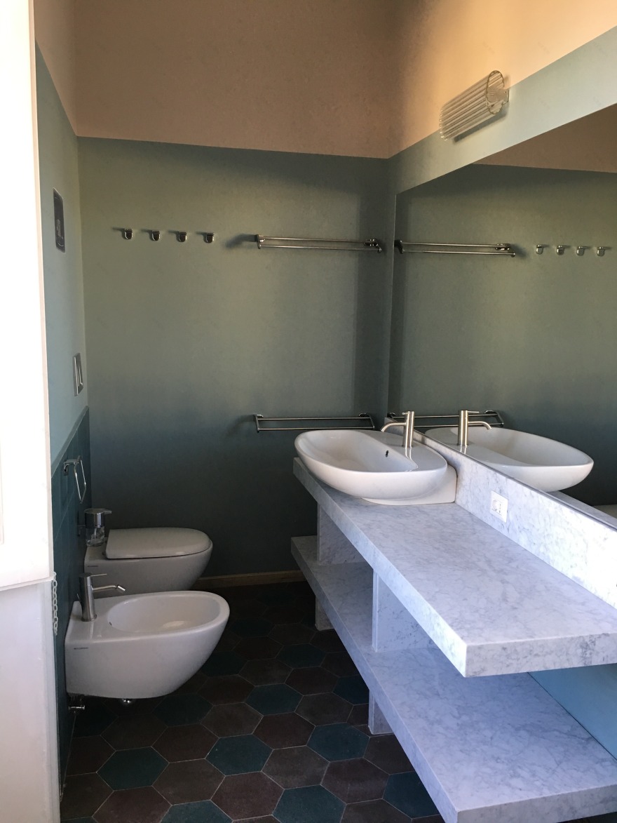 罗马河畔的复古韵味-19