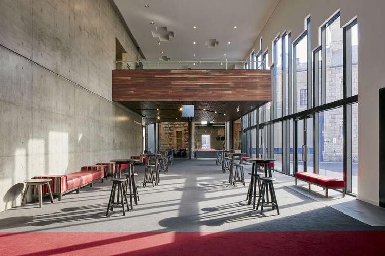 乌伦巴拉剧院 · 监狱遗址的华丽变身-37