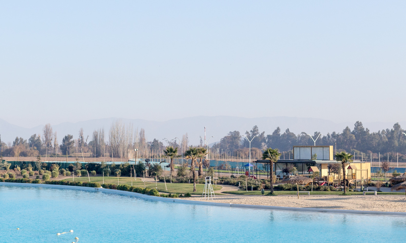 智利人工泻湖住宅销售展示厅-37