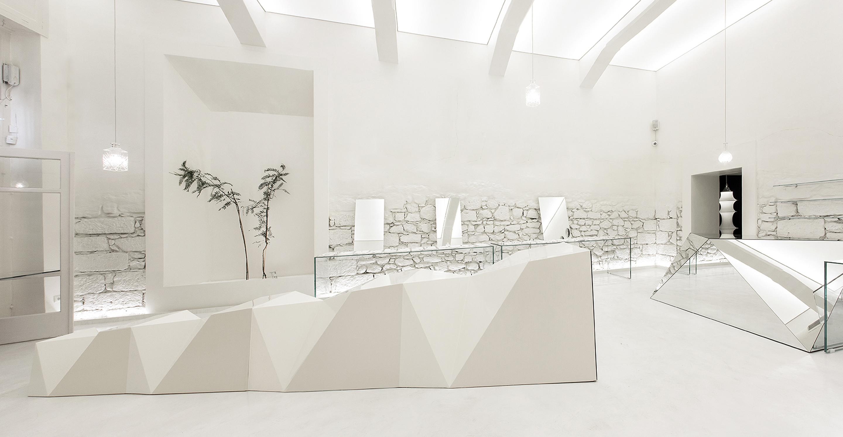 希腊 C_29/Optimist 光学商店，光与影的渐变艺术-9