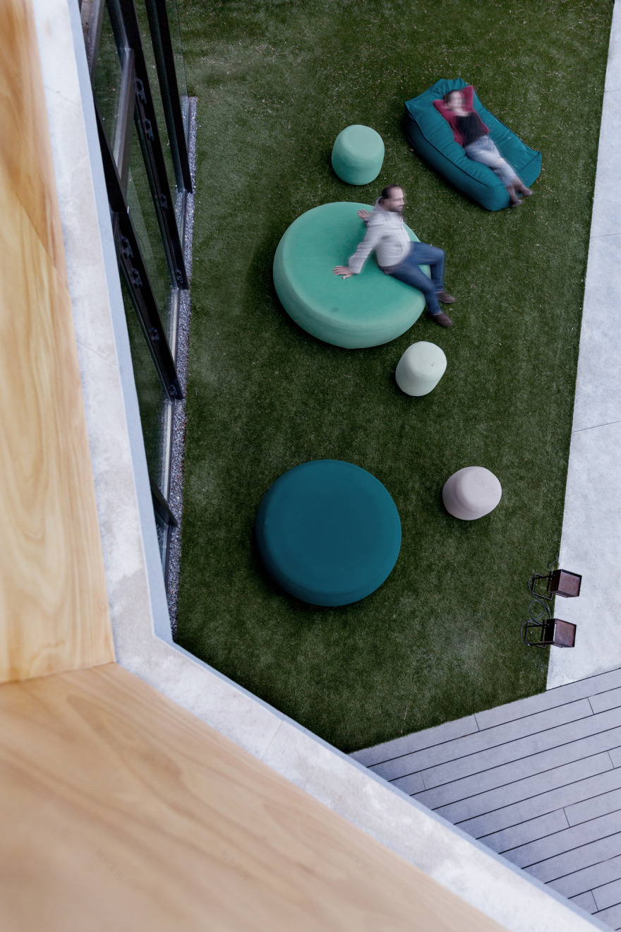 古宅新生,餐饮空间与历史文化的完美融合-16