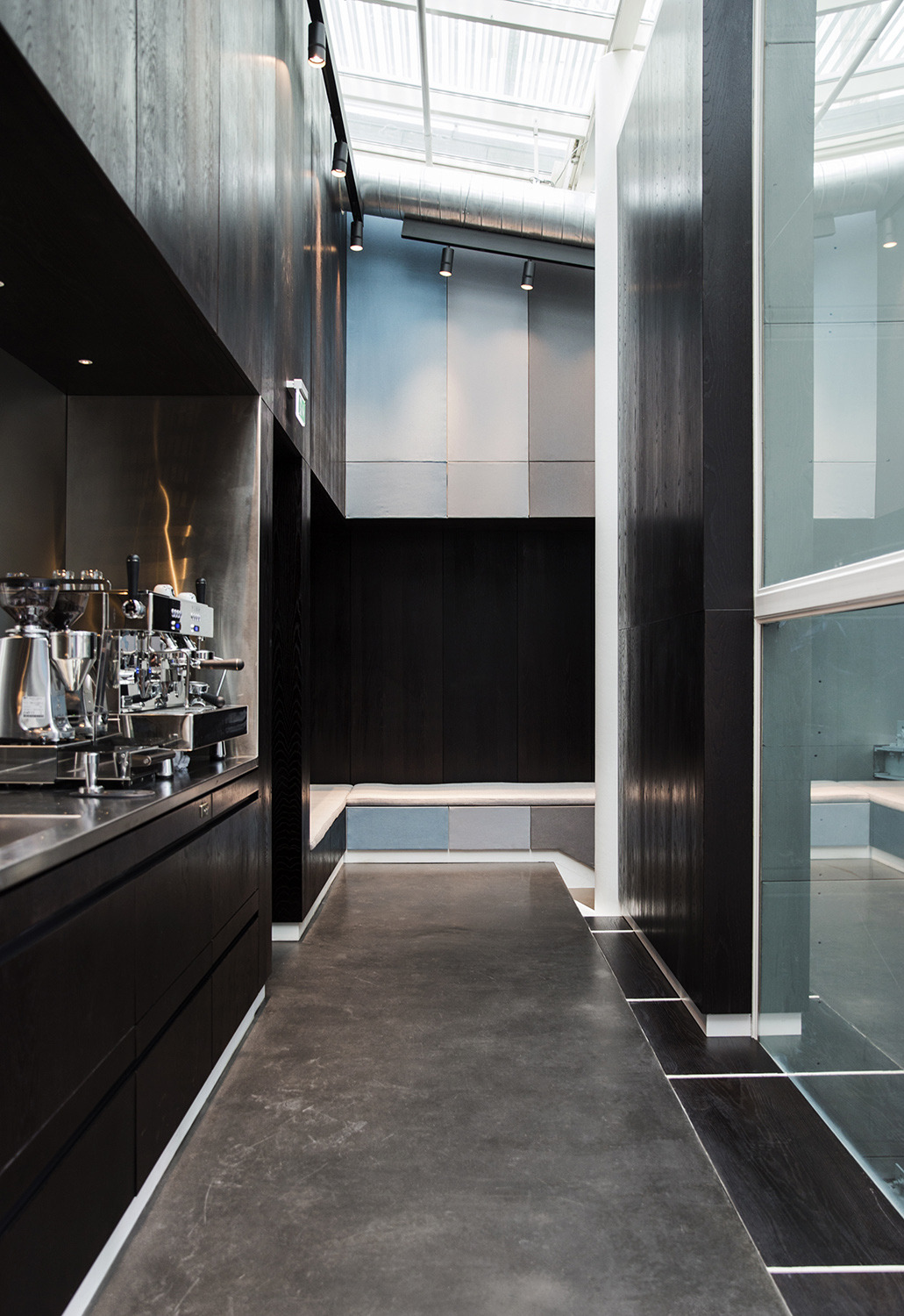 哥本哈根 Gefion 保险总部 | 现代办公空间的奢华体验-2