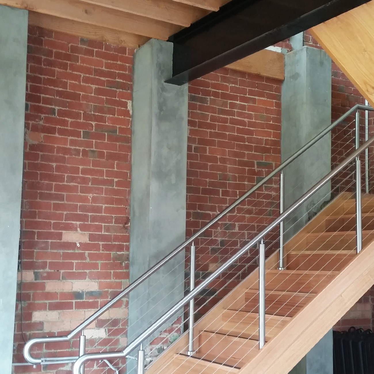 呼吸教育普拉提训练中心 | 工业风仓库变身优雅健身空间-9