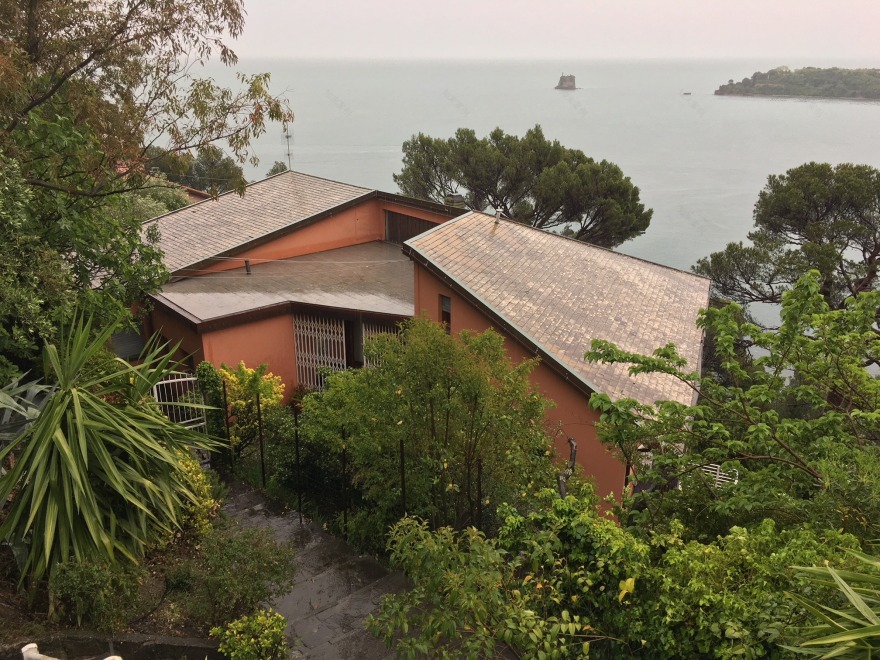 简约奢华的海景公寓改造-1