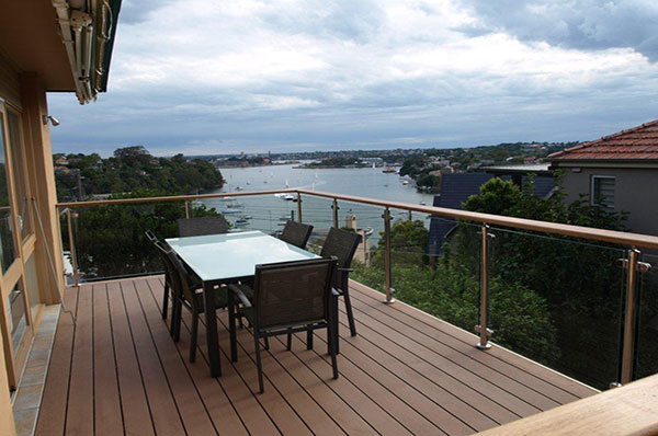 无框玻璃现代住宅设计-12