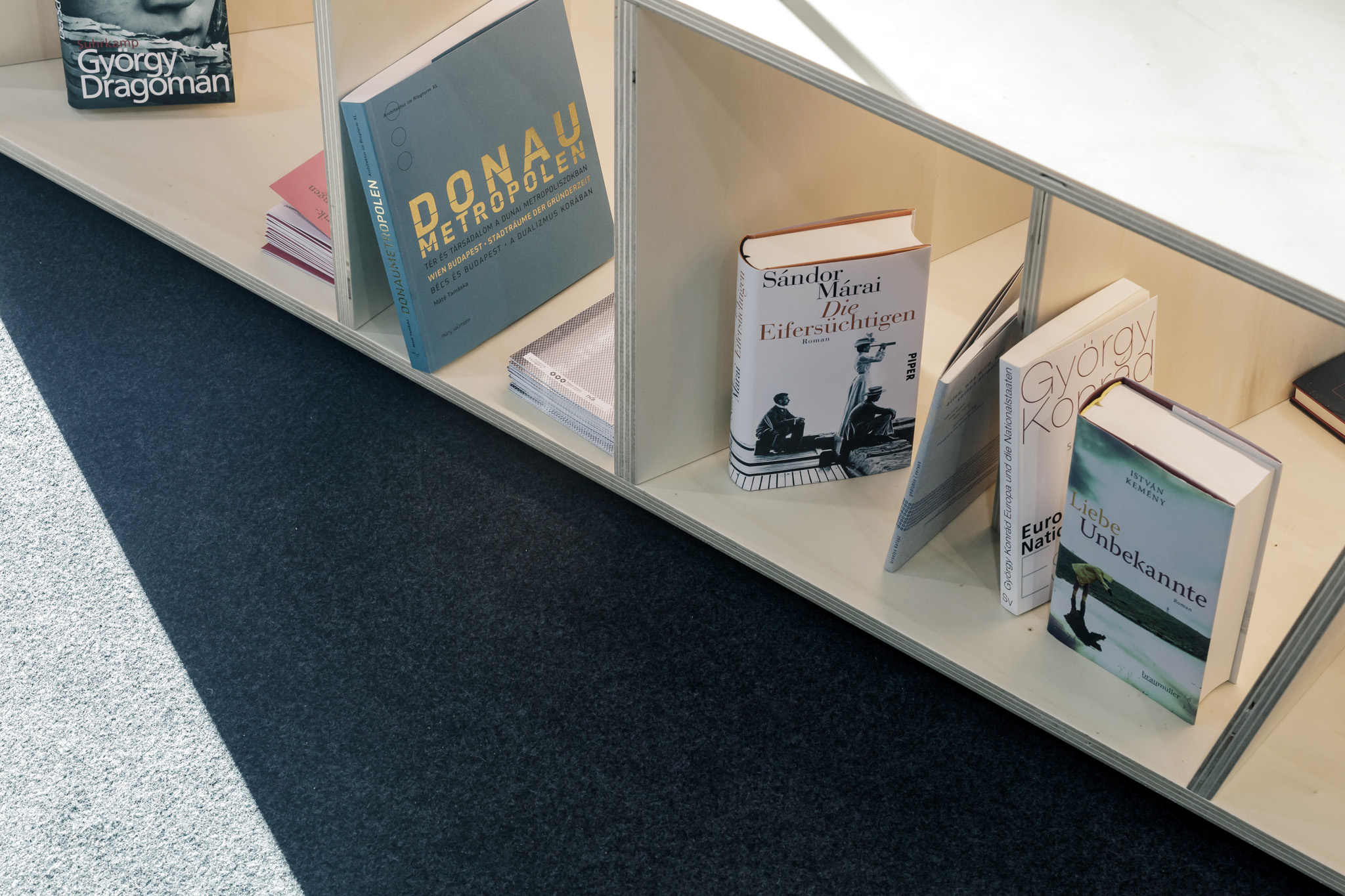 柏林巴黎学院匈牙利书展莱比锡展台-20