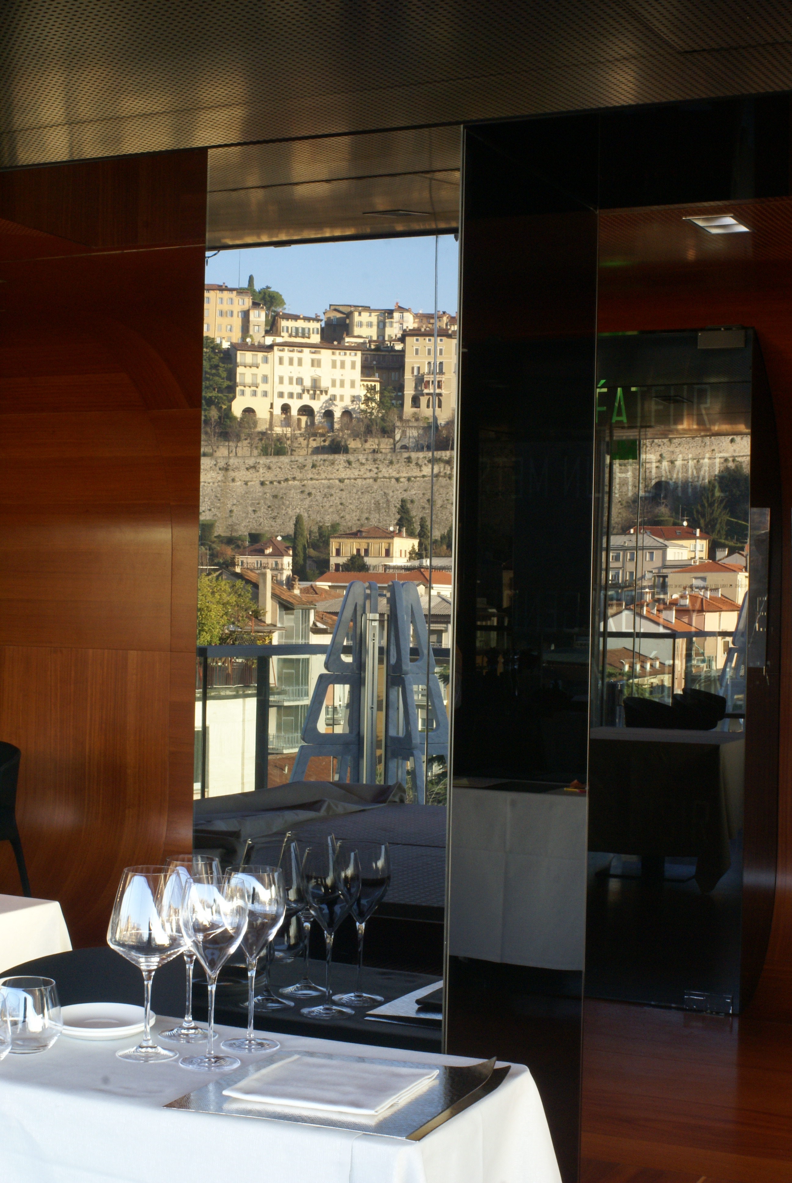 意式风情屋顶花园餐厅-11