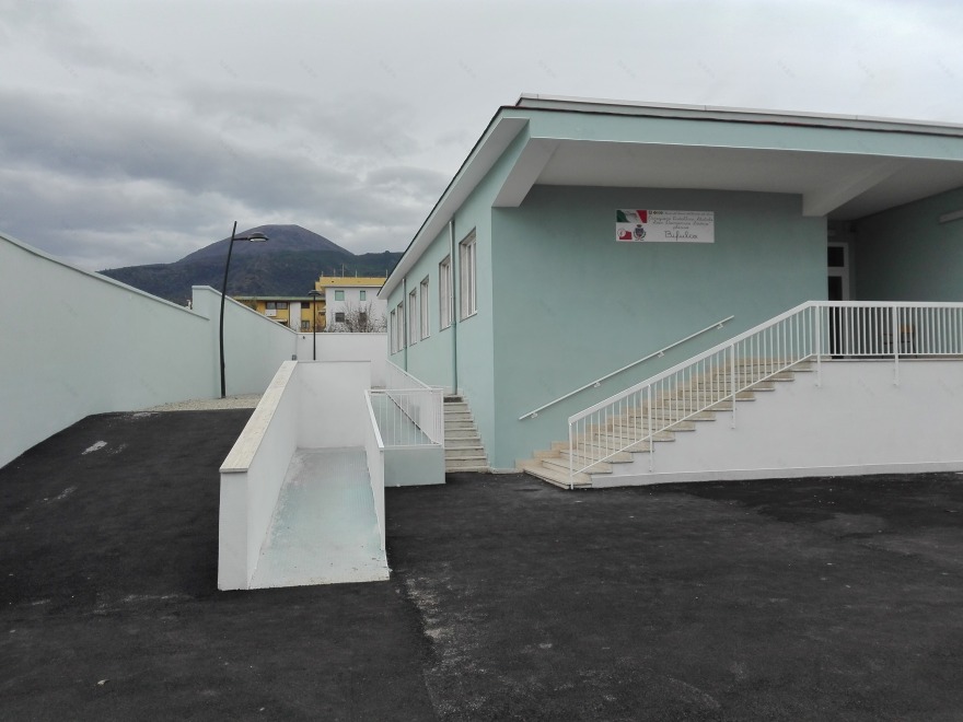 比富尔科特尔齐尼奥(那不勒斯)学校建筑群的特别维护工作、安全保障和环境可持续性-7